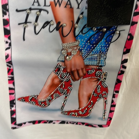 Cute white canvas always flawless embellishment t shirt nwt - Picture 6 of 6